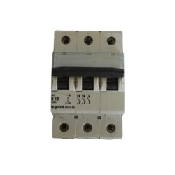 LEGRAND LX 3p B10A kismegszakító